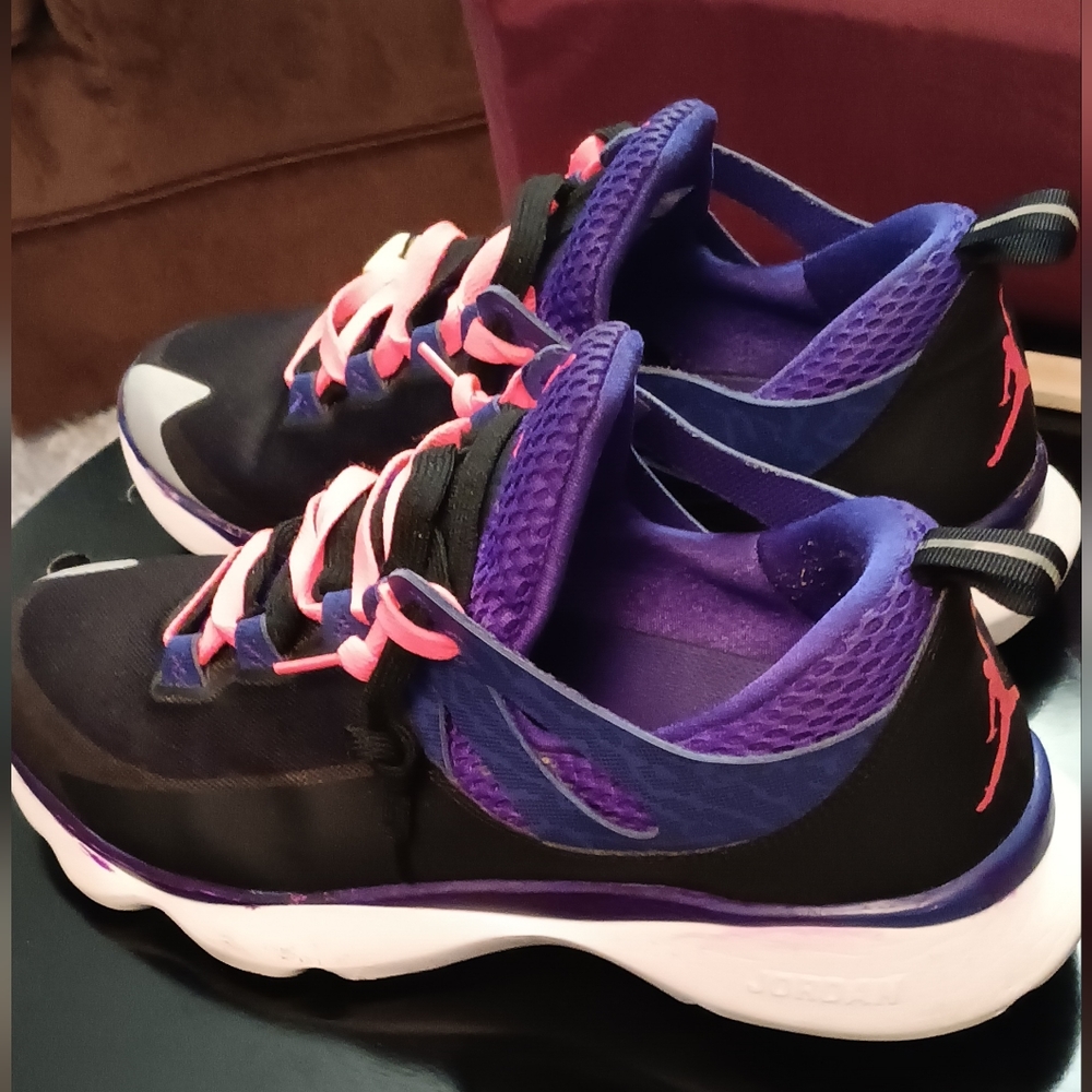 Jordan men's trainers sz 11